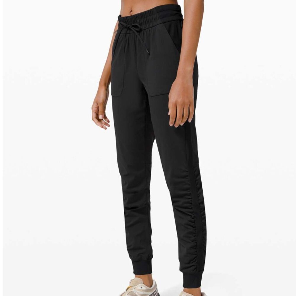 Lululemon Beyond The Studio Jogger Womens 6 Pants Athleisure 28x28 Black LW5CZHS - Picture 2 of 12